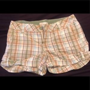 Used plaid colored shorts by Aeropostale sized 1/2